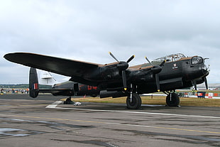 black monoplane, Bomber, Avro Lancaster, aircraft, military aircraft