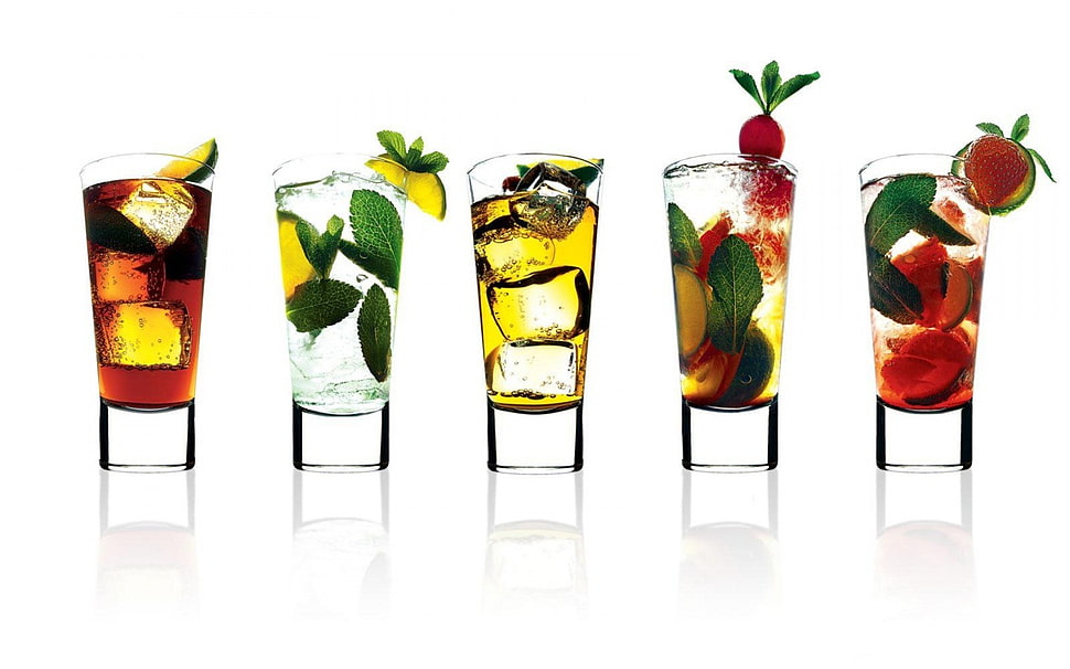 five cocktail glasses, cocktails, fruit, reflection, ice cubes HD wallpaper