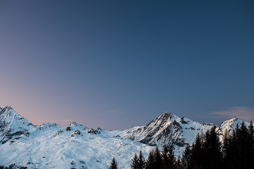 mountain with snow on top under blue sky at daytime HD wallpaper