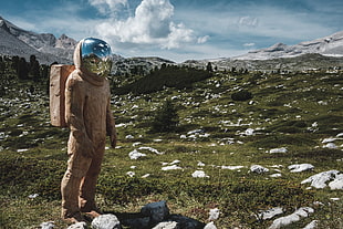 beige suit, Cosmonaut, Spacesuit, Sculpture