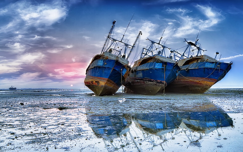 three blue ships, fishing, cold, sky, sea HD wallpaper