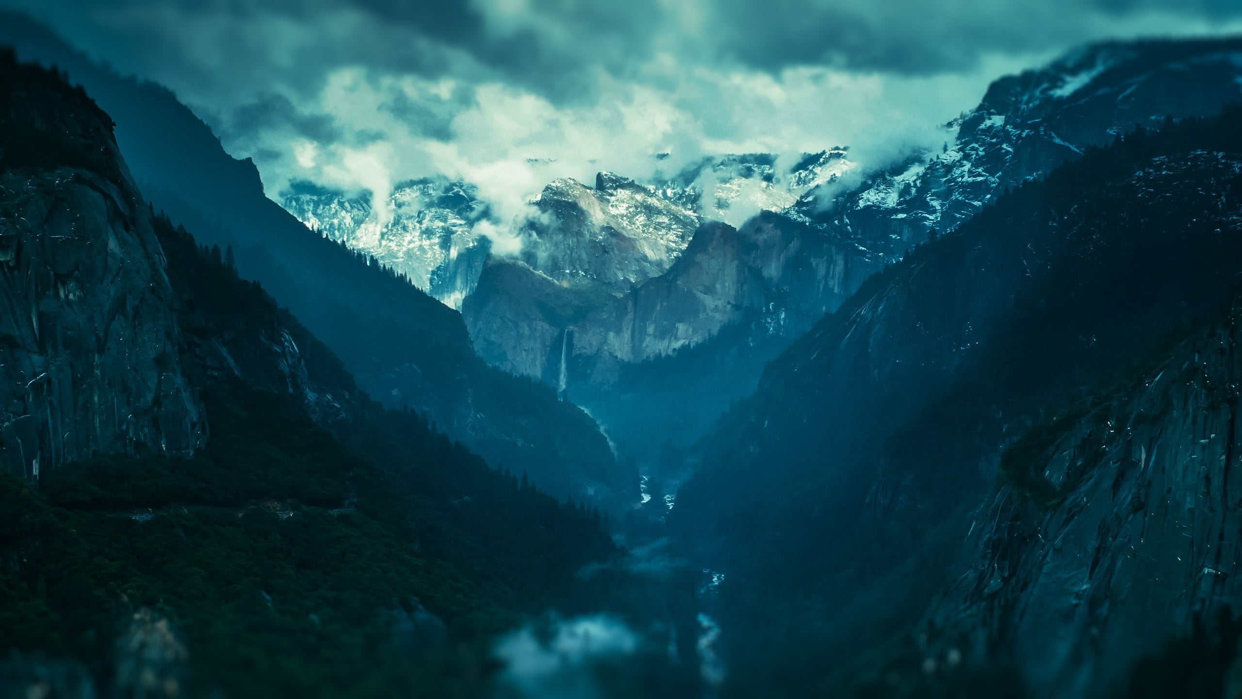 mountains under gray cloudy sky, nature, mountains