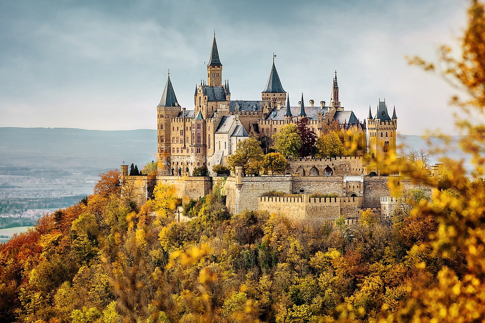brown concrete castle, architecture, building, castle, clouds HD wallpaper