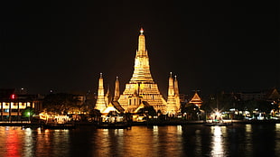 gold temple, Bangkok, lights, night, monument HD wallpaper