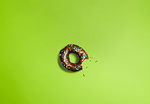 chocolate coated doughnut with sprinklers on top, Android (operating system), green, donut, green background