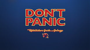 red text on blue background, The Hitchhiker's Guide to the Galaxy, typography, blue background HD wallpaper