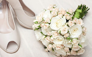 white rose bouquet HD wallpaper