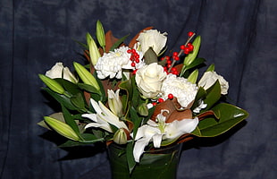 white rose and lily flower bouquet