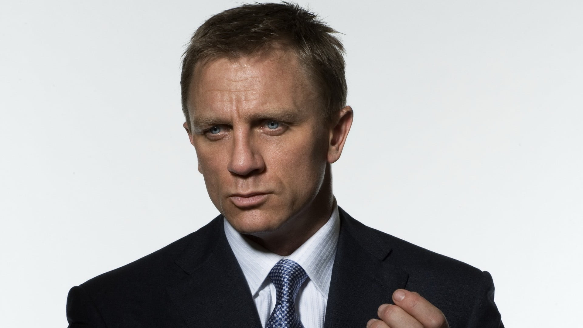 Download free James Bond In Black Suit Wallpaper - MrWallpaper.com