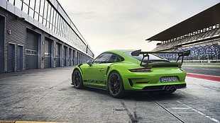 green Porsche Carrera coupe screenshot HD wallpaper
