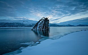 wrecked white and brown ship, snow, broken, frozen lake, ship HD wallpaper