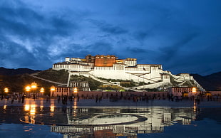 white and brown mid-rise building, Buddhism, architecture, Tibet, Potala Palace