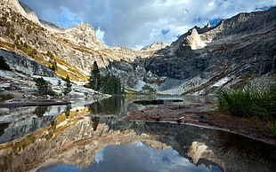 body of water between mountain range, nature, landscape, lake, mountains