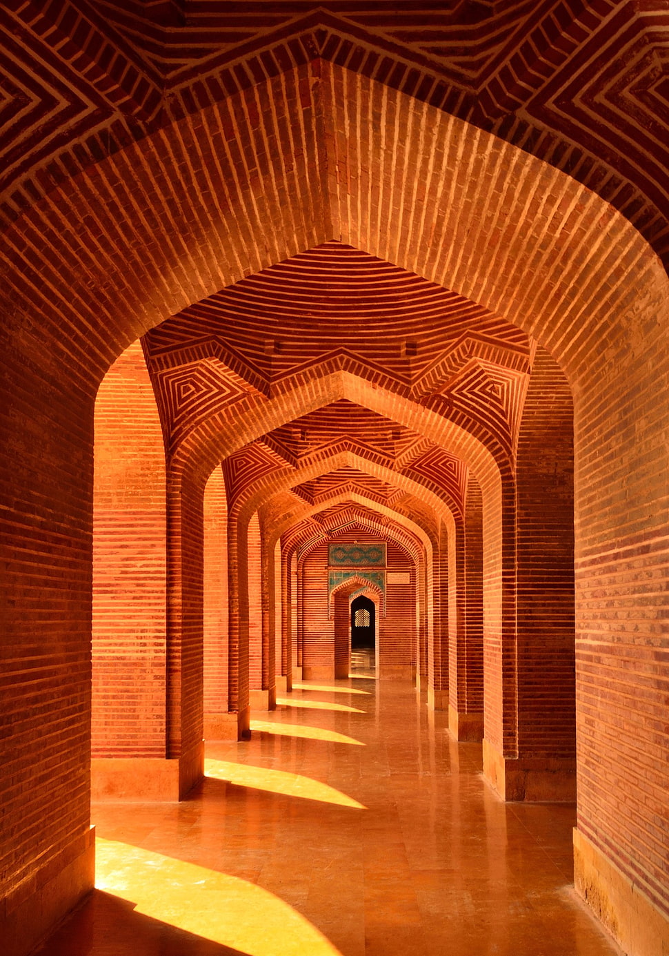 brown concrete pathway, pillar, mosque, Pakistan HD wallpaper