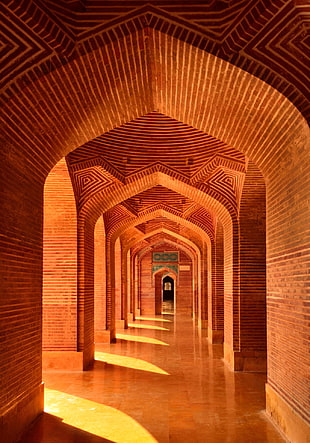 brown concrete pathway, pillar, mosque, Pakistan
