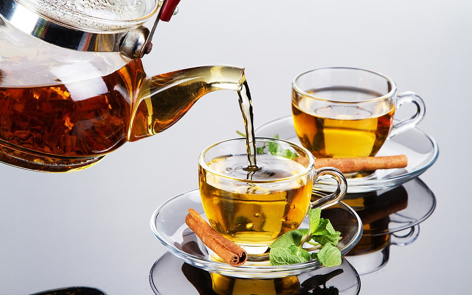 tea filled clear glass cups HD wallpaper