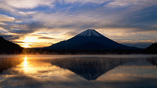 mountain and body of water, mountains, landscape, sunlight, Japan