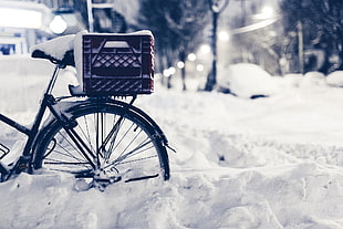 black bicycle, bicycle, winter, snow, closeup