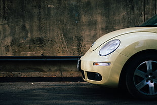Beige Volkswagen Beetle HD wallpaper