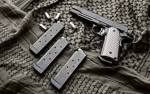gray and black semi-automatic pistol with three magazine ammunition, Colt 1911, Kimber Manufacturing