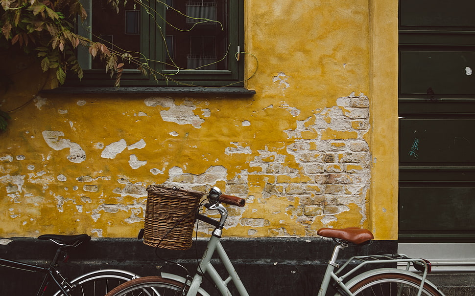 white step-through bike, Bicycle, Wall, Window HD wallpaper