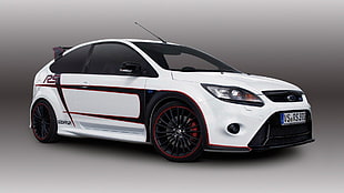 white Ford coupe, car, Ford Focus RS, tuning HD wallpaper