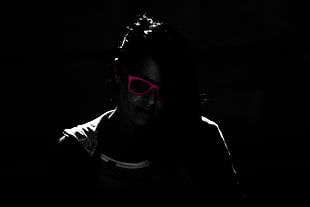 woman with pink sunglasses photo