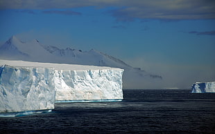 ice berg HD wallpaper