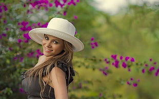 woman wearing white fedora hat HD wallpaper