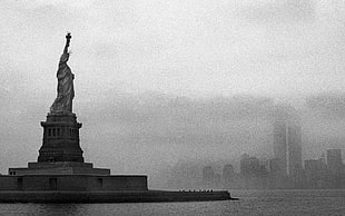 Statue of Liberty grayscale photo, cityscape, city, New York City, monochrome
