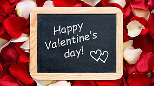 square beige wooden framed Happy Valentine's Day sign HD wallpaper