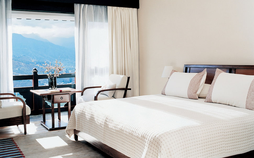 white bedspread set HD wallpaper