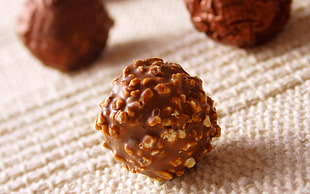 selective focus photography of brown chocolate