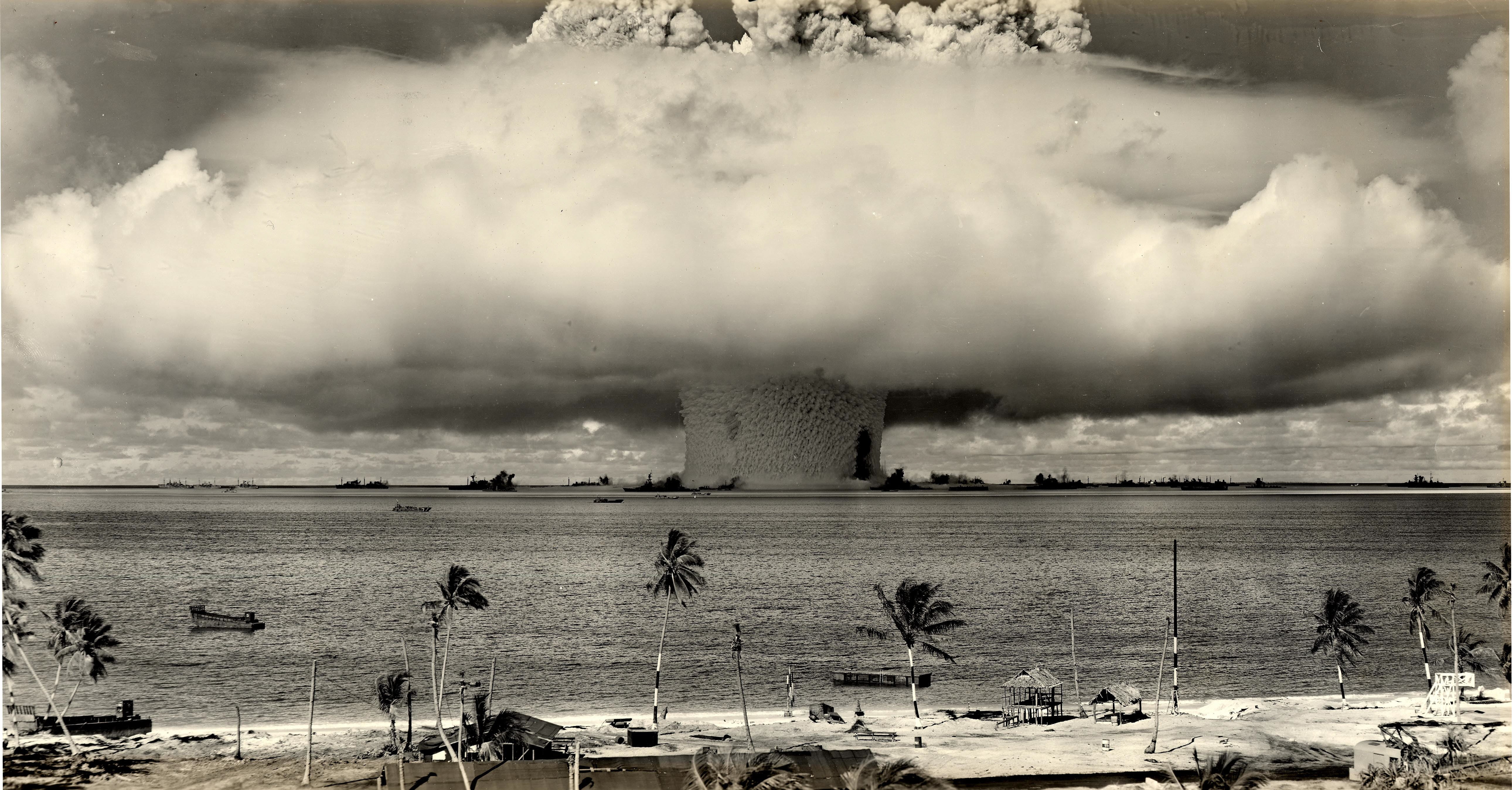 palm trees, military, nuclear, atomic bomb