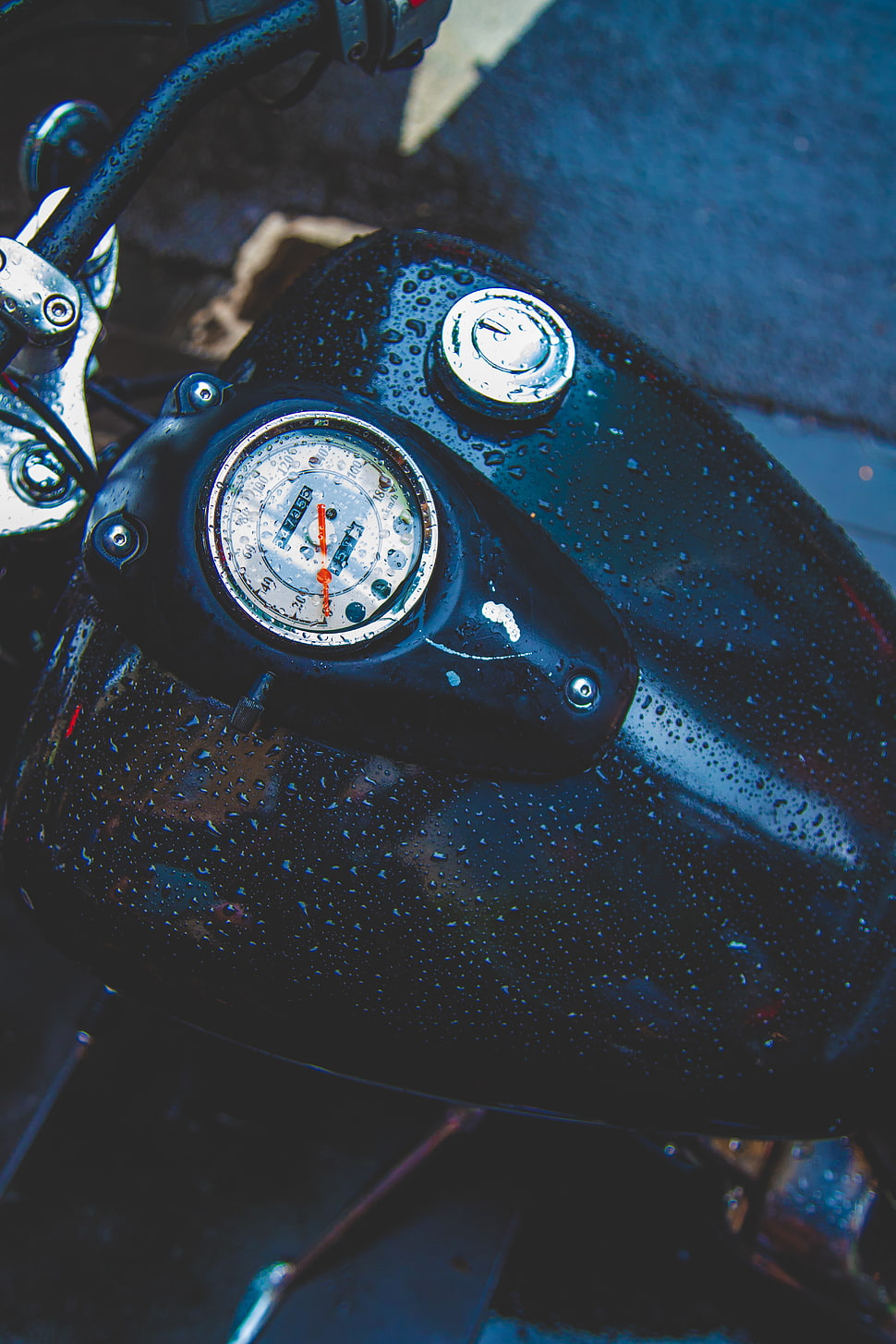 black motorcycle fuel meter HD wallpaper