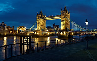 photo of London Bridge HD wallpaper