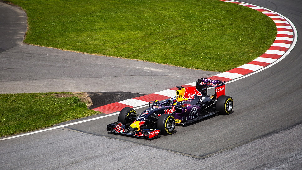 black and yellow f1 formula, race cars, Formula 1, Red Bull Racing, Red Bull HD wallpaper