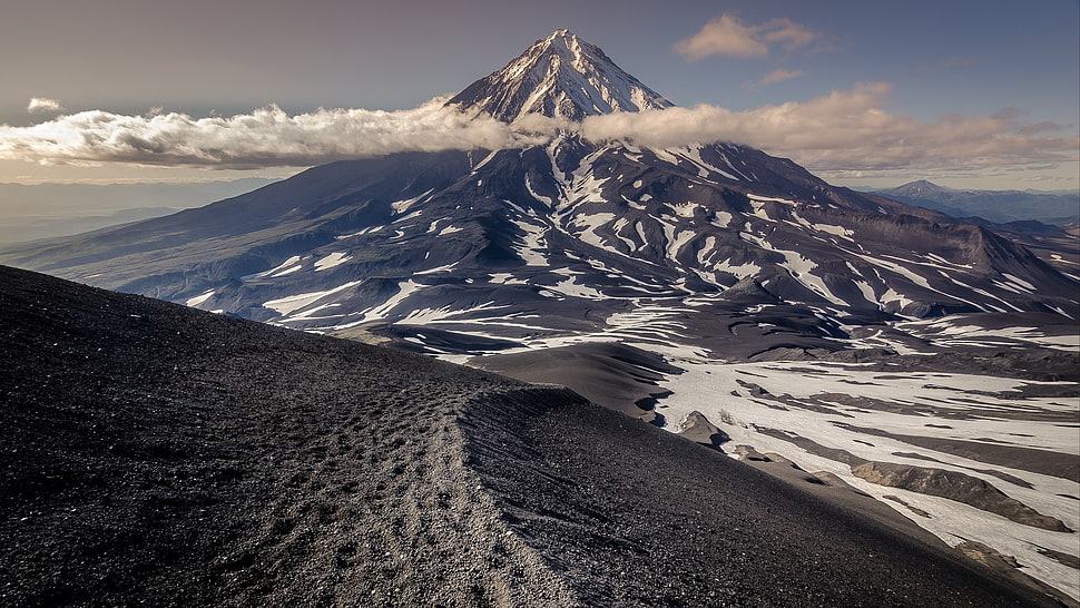 white and blue floral bed sheet, mountains, summit, clouds, Kamchatka HD wallpaper
