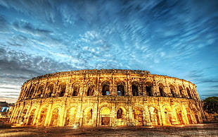 The Colosseum, Roman Italy photo HD wallpaper