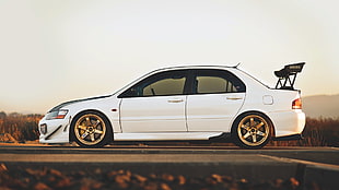 white sedan, car, evolution, tuning, Mitsubishi Lancer EVO HD wallpaper