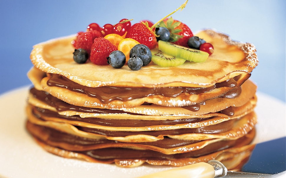 pancake with blueberries and strawberries, food, berries, pancakes, breakfast HD wallpaper