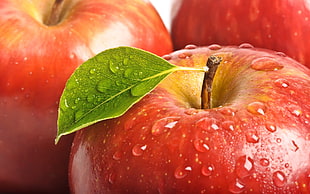 three red apple fruits