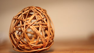 brown wooden ball, Linux, Ubuntu, GNOME