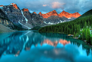 photo of lake and mountains, moraine lake HD wallpaper