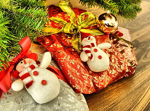 Snowman Christmas ornaments HD wallpaper