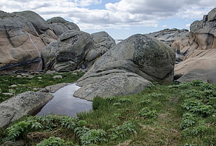 landscape photo of gray stone HD wallpaper