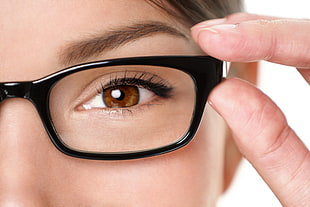 eyeglasses with black frame HD wallpaper