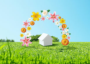 white mini house decor