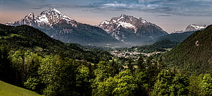 landscape photography of mountain surrounded by trees, berchtesgaden