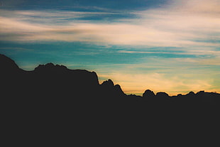 silhouette photo of mountain and sky HD wallpaper